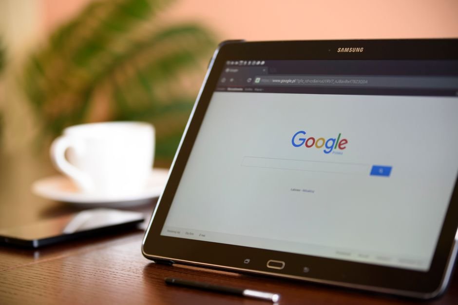 How to Turn Off AI in Google Docs and Silence Gemini Suggestions