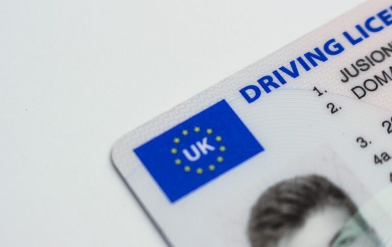 Google Strengthens Online Trust with EU-Wide Financial Ad Verification