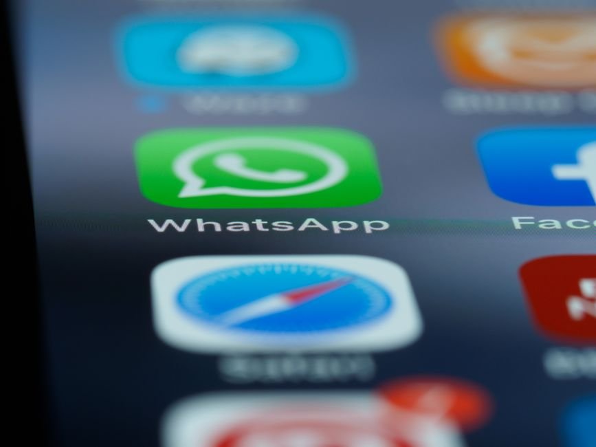 WhatsApp Tests 'View Once' Disappearing Messages for Enhanced Privacy