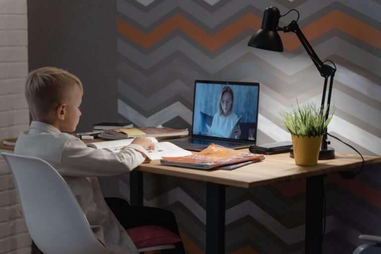 Photon-1: Induction Labs' AI Learns Complex Tasks from Raw Video, No Action Labels Needed