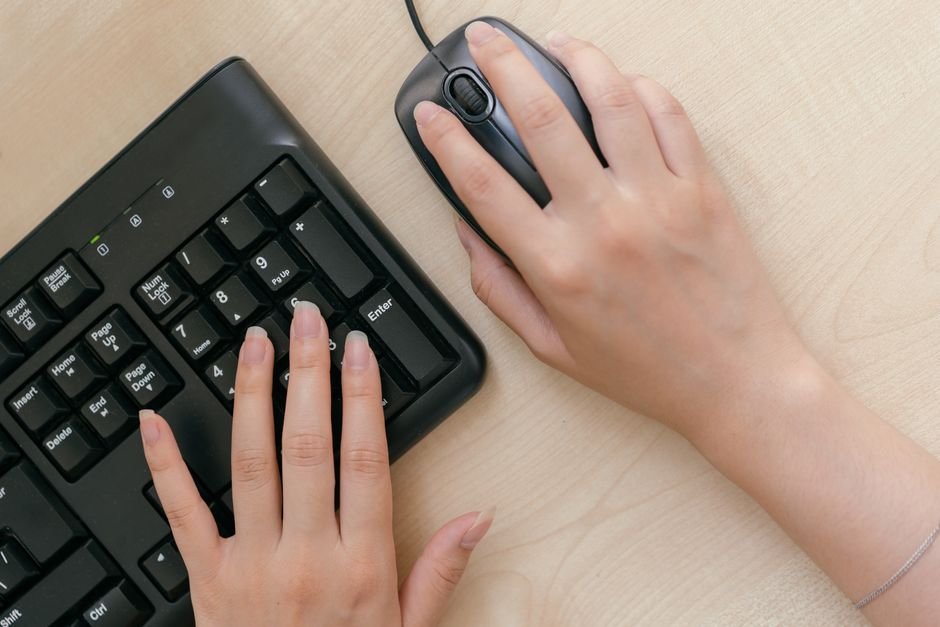 Clicks Communicator: The Modern Smartphone Bringing Back the Physical Keyboard