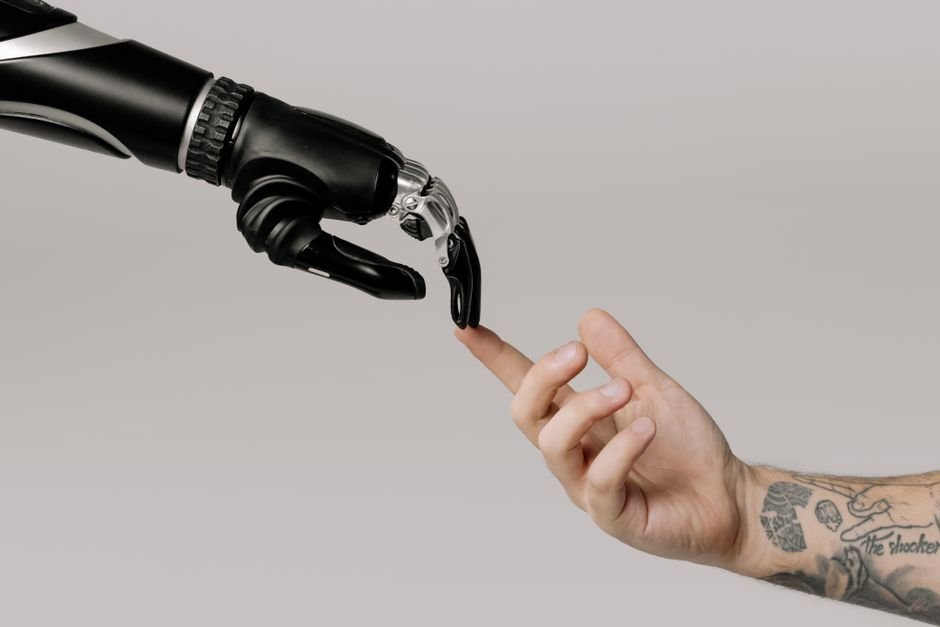 Mira Murati's Thinking Machines Lab Unveils a Blueprint for Human-Centered AI