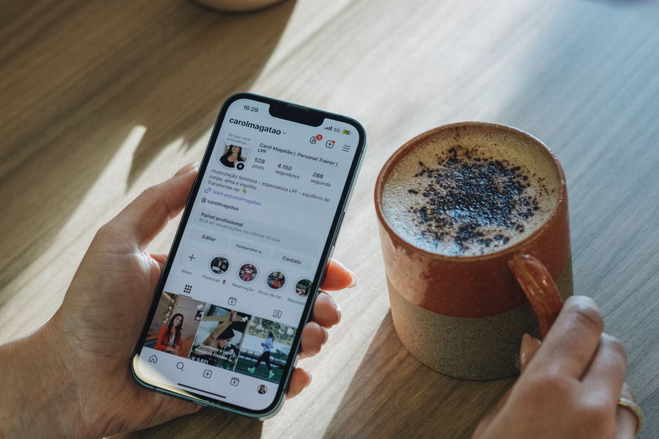 Instagram's AI Content Strategy: Mosseri Advocates for User Choice and Transparency