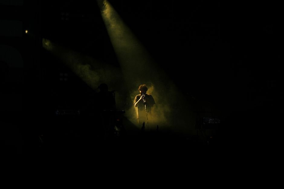 Lorde Declares AI Glasses 'Not Sexy': A Pop Star's Take on Tech and Authenticity