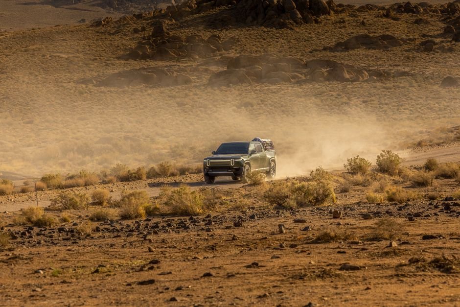 Rivian Boosts 2026 EV Sales Forecast Amidst R2 Launch and Production Surge