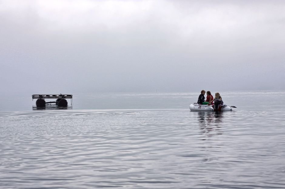 MIT's FloatForm: Tiny Robot Boats Revolutionize Floating Infrastructure