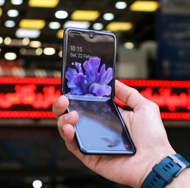 Samsung Galaxy Z Fold 8 vs. Z Flip 8: Choosing Your Next Foldable Powerhouse