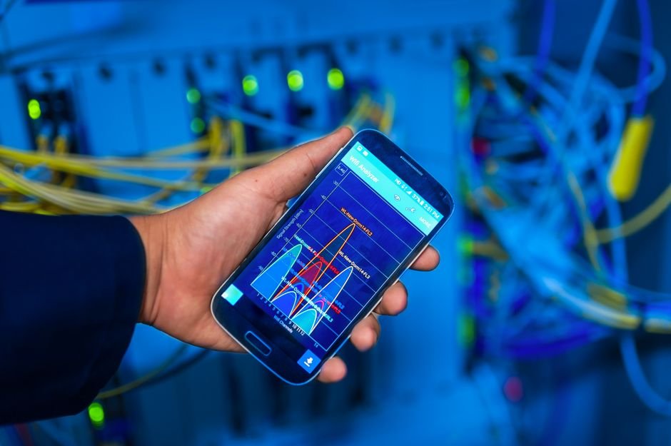 B3's Strategic Move: Unlocking Secure AI Productivity with Android and Samsung