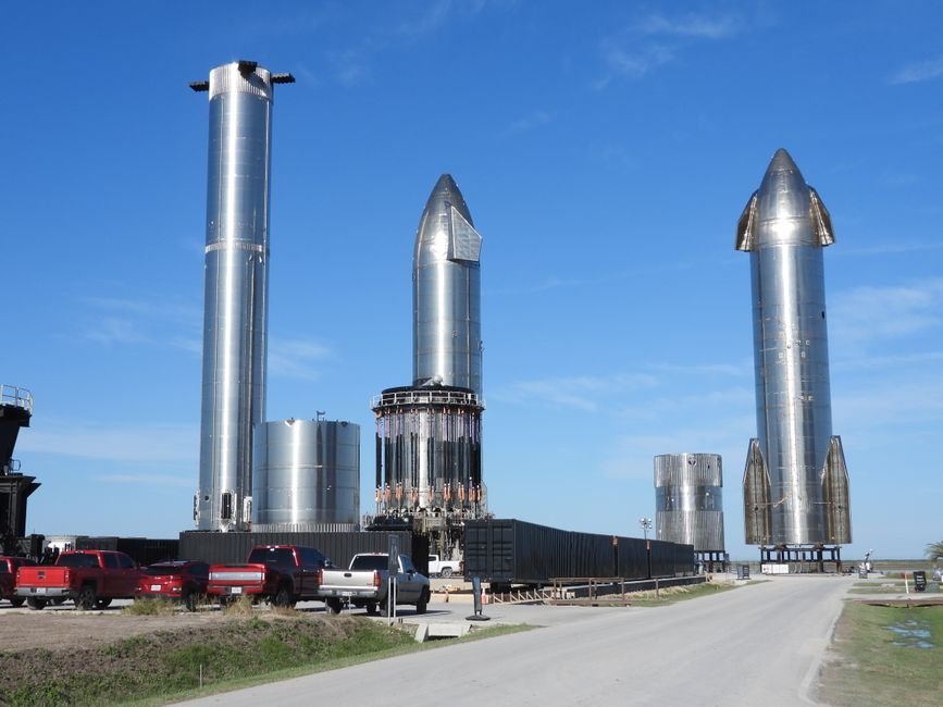 Starship Launch Scrubbed: Engine Startup Anomaly Halts SpaceX Test Flight