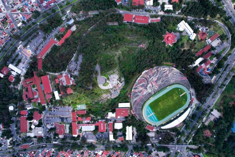 Unlocking Geospatial Insights: A Comprehensive Guide to AI-Powered Building Footprint Extraction