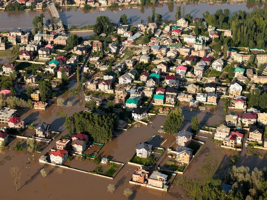 Harnessing AI: Google's Innovations in Global Flood Prediction