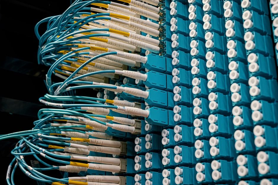 Relativity Networks Secures $22M to Revolutionize Data Center Speed with Hollow-Core Fiber