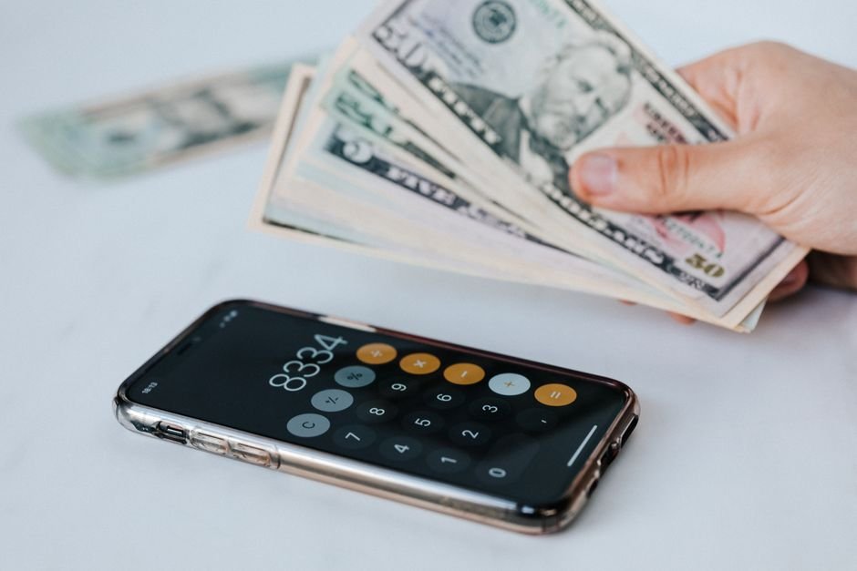 Seamless Savings: How Switching to Mint Mobile Can Save You $120 Monthly on T-Mobile's Network