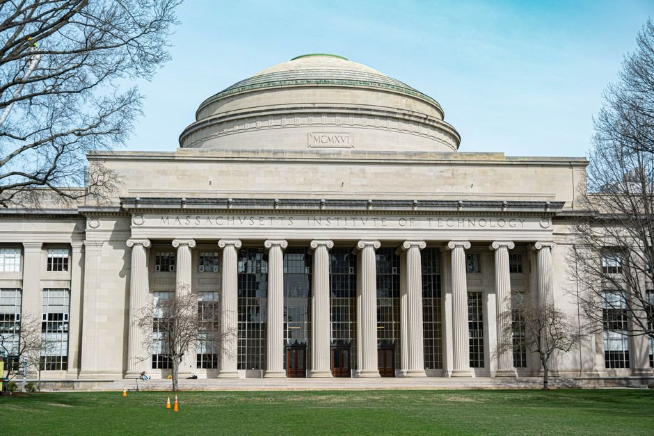 Alexander Rakhlin Appointed Director of MIT’s Statistics and Data Science Center