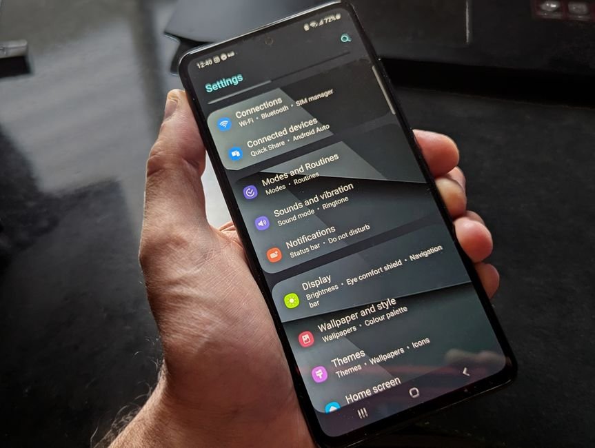 Repurpose Your Old Android: Turn It Into a Free Wi-Fi Extender
