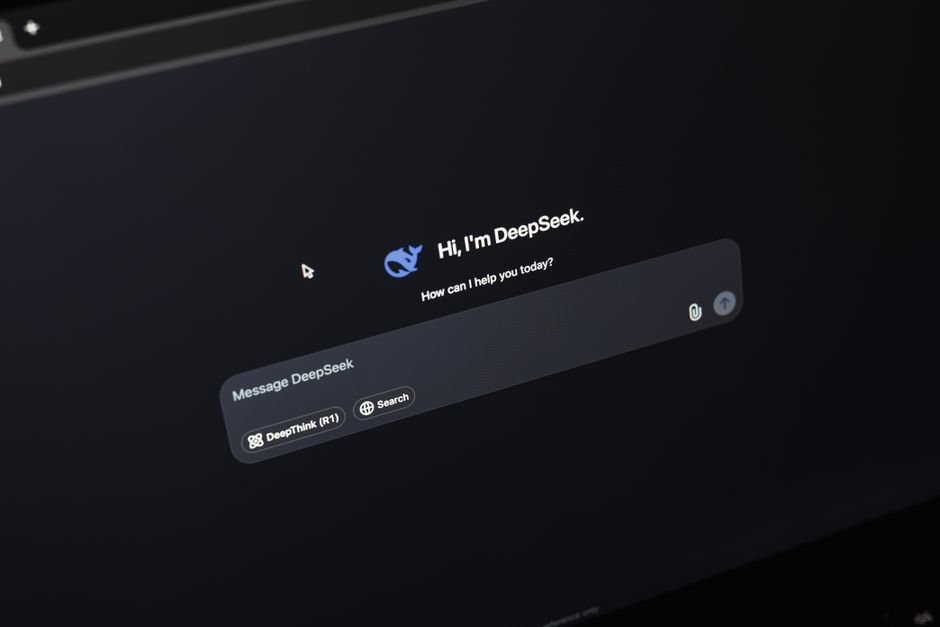 Liquid AI's LFM2.5-2.6B: Powering On-Device Agentic AI with Unprecedented Privacy and Performance
