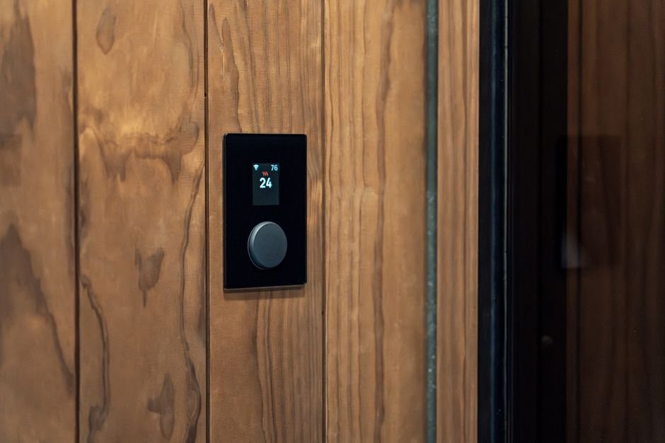 Revolutionizing Hot Water: Reservoir Secures $8M for Intelligent, Grid-Friendly Heaters