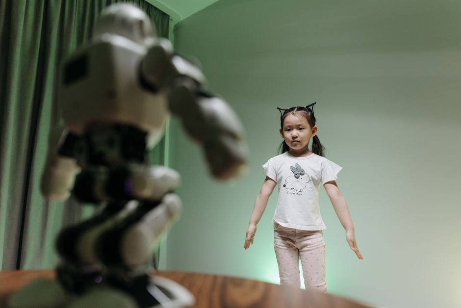 XPENG's IRON Humanoid Robot Unit Secures Record $900M Funding Amid Physical AI Boom