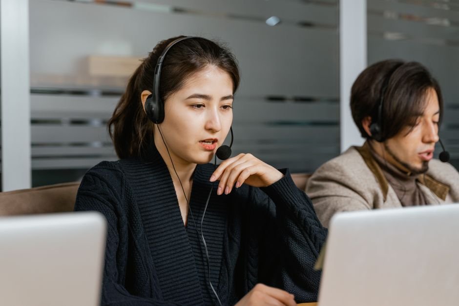 Unlocking Competitive Advantage: How AI-Native Companies Revolutionize Workflows with AI Agents