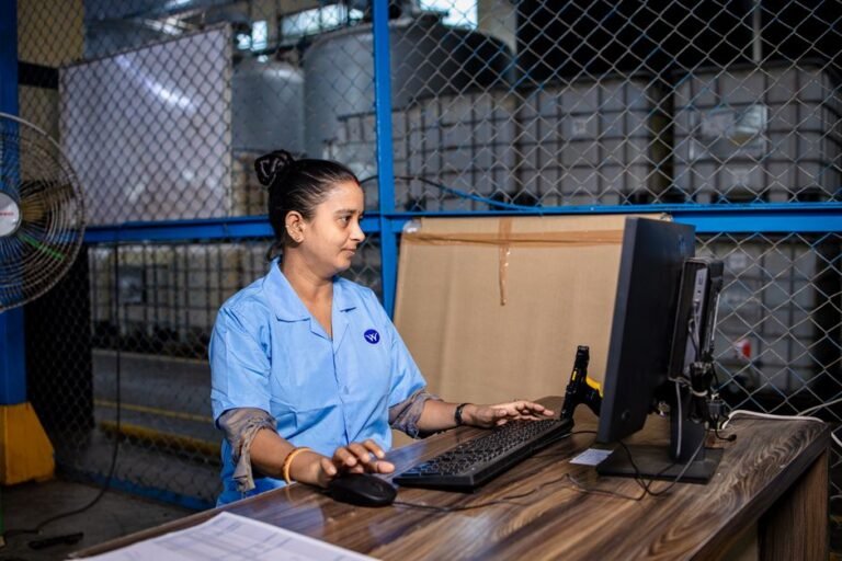 Empowering the Workforce: How AI is Revolutionizing Blue-Collar Businesses