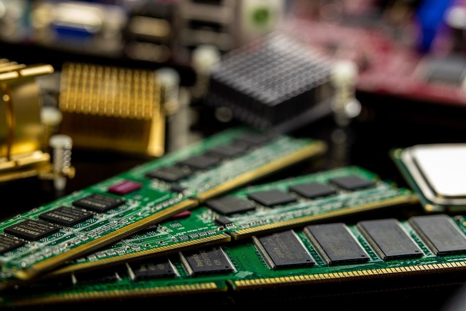 Fujitsu Unveils Groundbreaking 2nm FUJITSU-MONAKA CPU and Sovereign AI Server