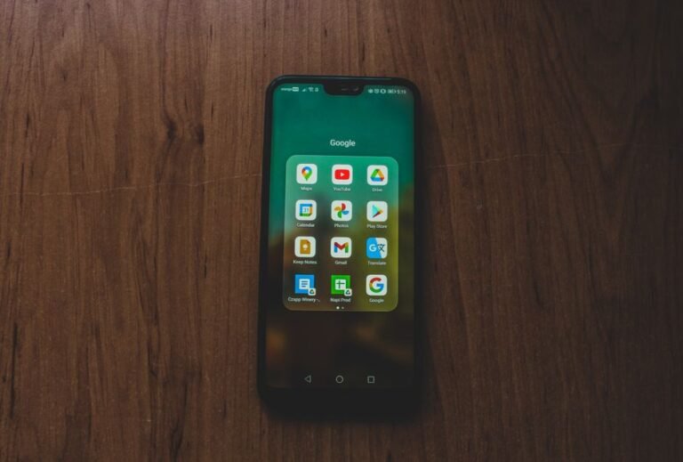 Google Translate Boosts iOS and Android with Smart New Features