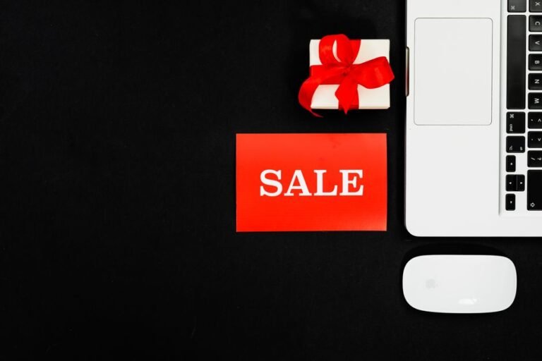 Maximize Holiday Sales: Leveraging Google's Agentic Commerce and Product Feed Strategies