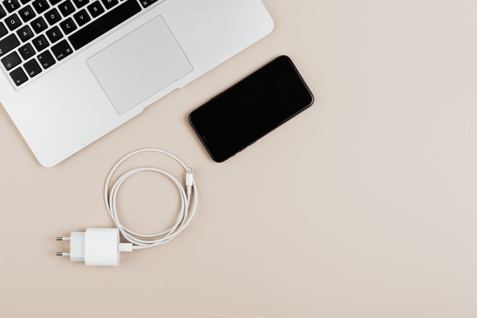 How Long Should Your Laptop Battery Last? A Comprehensive Guide to Maximizing Power