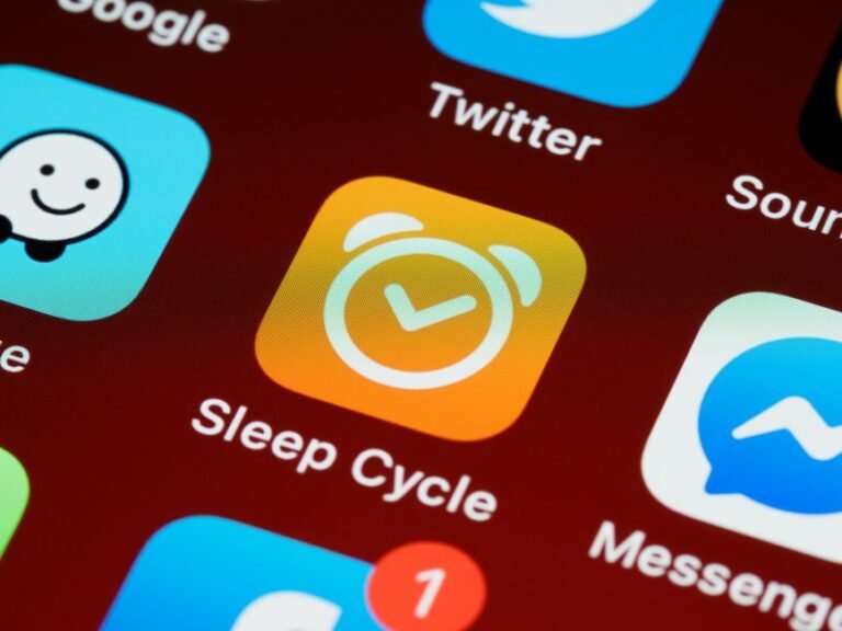 Clucky's Alarm App: Rise and Shine with a Rooster's Crow and a Mission