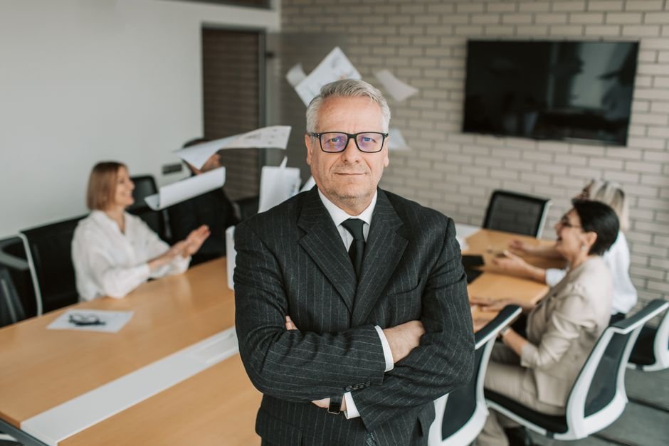 The New Face of B2B Leadership: Why Technical and Domain Experts Are Replacing the Traditional Sales CEO